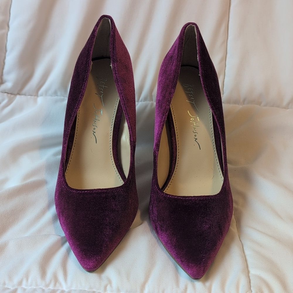 Betsey Johnson 5.5 Corie Purple Velvet Heels With Rhinestone Studded Heels, NEW - Picture 3 of 9